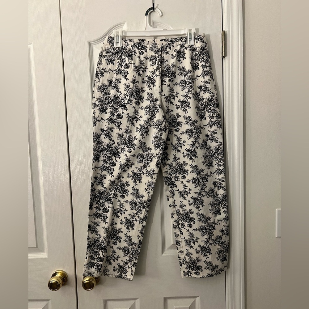 Liz Claiborne Womens 10 Floral Print Cropped Pants